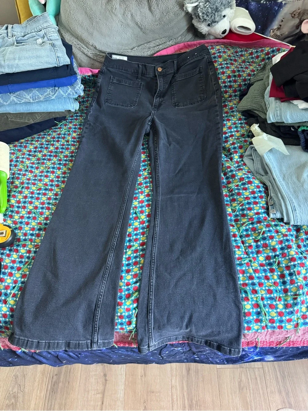 NWOT GAP “70s Flare High Rise” washed black jeans size 14 regular